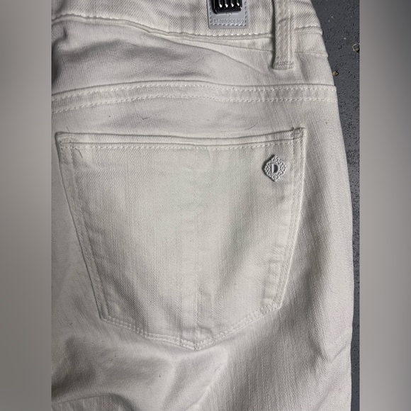 NWT Democracy Mid-Rise Flex-Ellent Girlfriend Jean with Cropped Hem SZ 4 - Picture 8 of 11